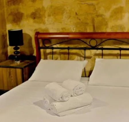 Vallettastay Break Apartman *