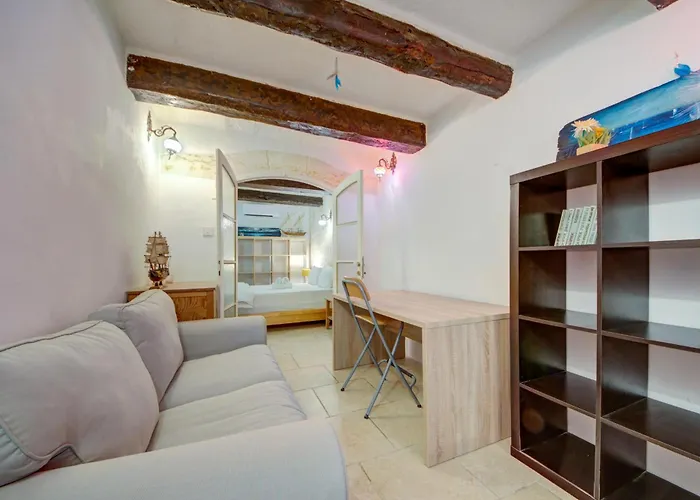 アパート Vallettastay Break